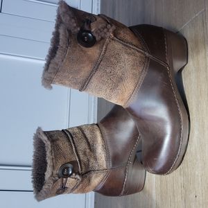 Dansko tan suede and brown leather clogs boots with shearling